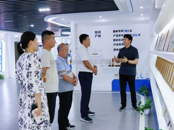 国家耐盐碱水稻技术创新中心西北中心主任王奉斌等一行莅临樱花视频在线