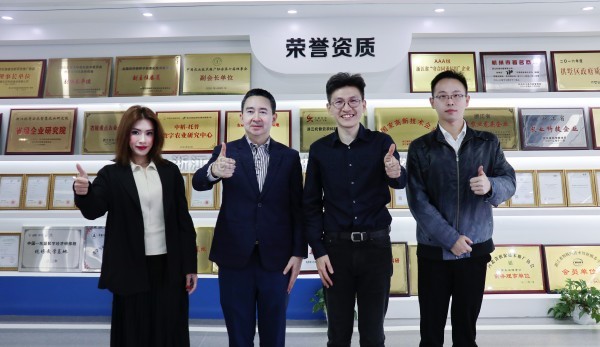 泰国农业部稻米司副司长安南·侬斯（Arnon Noncie）到访樱花视频在线